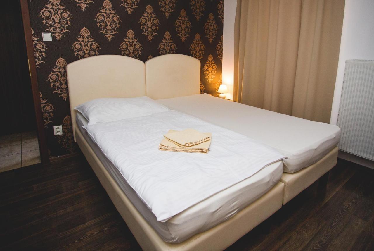 Penzion Trattoria Presov Ngoại thất bức ảnh