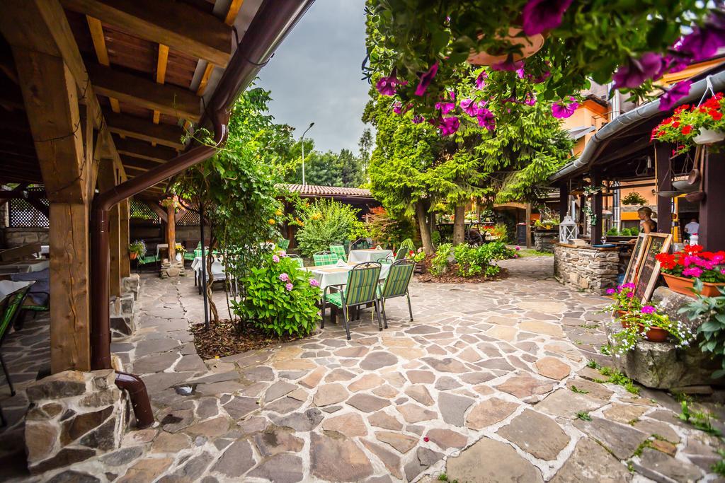 Penzion Trattoria Presov Ngoại thất bức ảnh